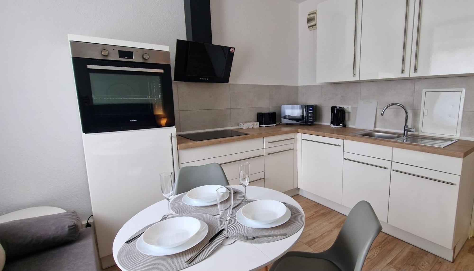 Zentrum - Oled Tv - Ps4 - Balkon - Parking Appartement *